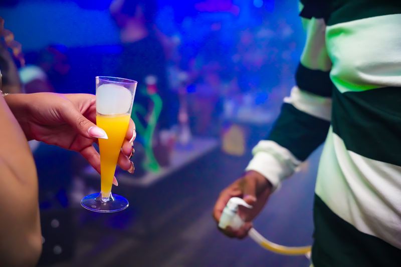 A mimosa in a Melodies flute